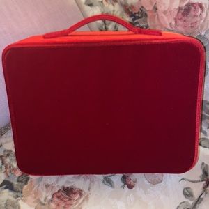 ESTÉE LAUDER RED VELVET TRAIN CASE/ MAKEUP TOTE